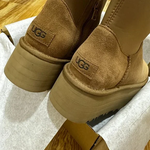 UGG W Classic Dipper - Picture 3 of 8